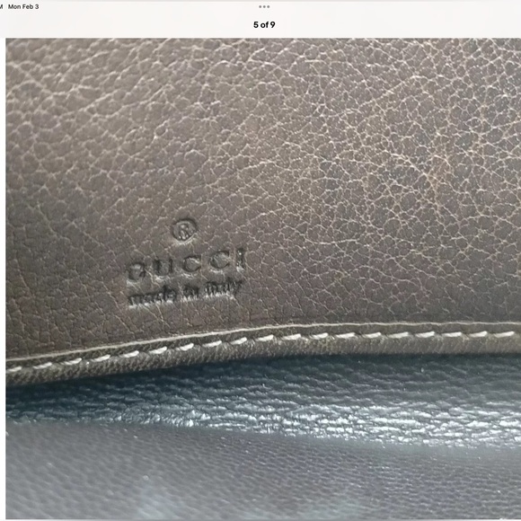 Gucci Black Embossed Wallet - Picture 4 of 16